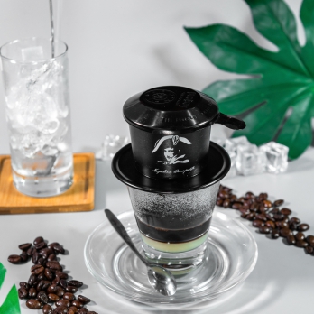 Cà phê phin truyền thống sữa nóng